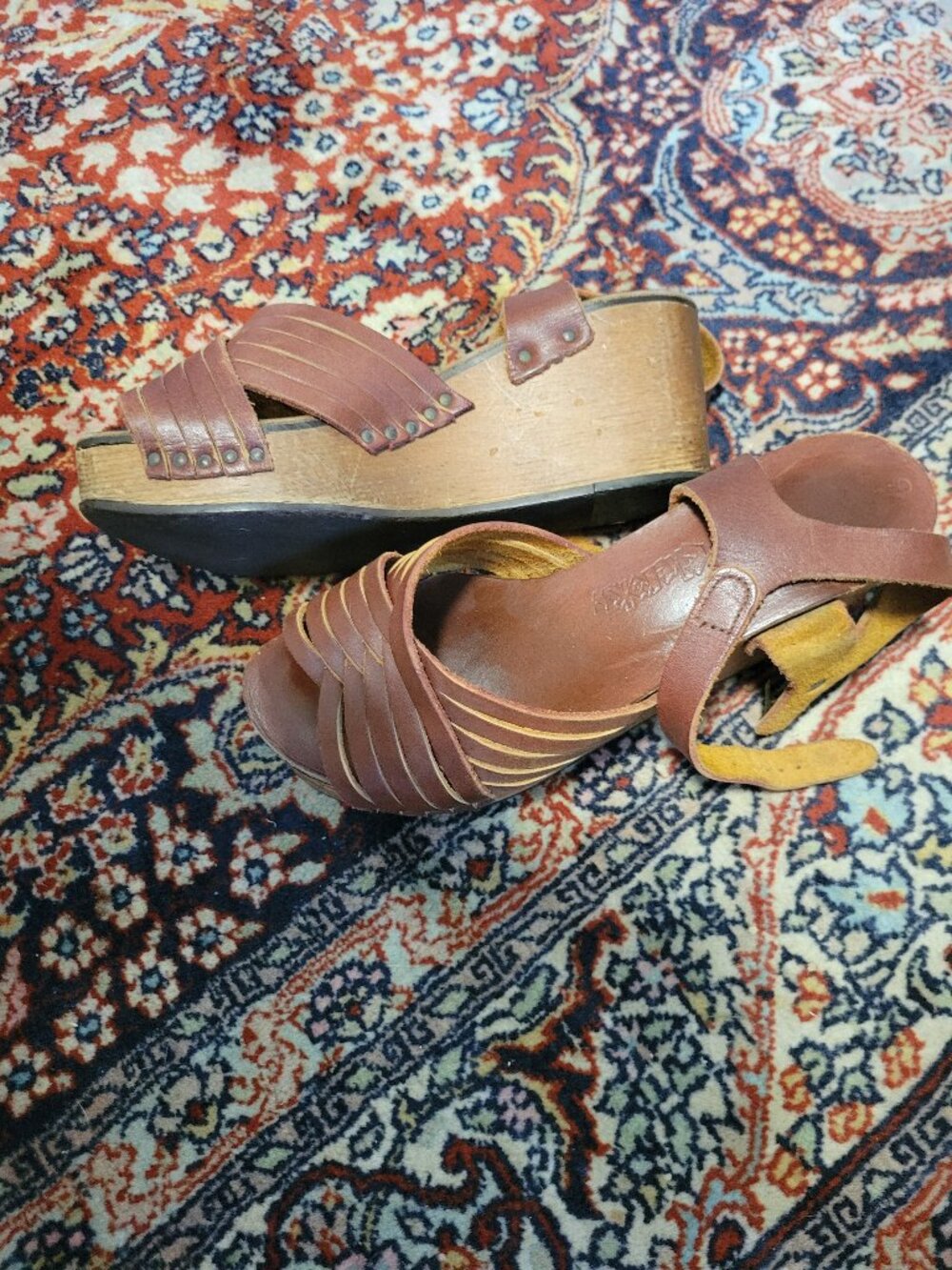 Vintage 70's Leather Platform Sandals from Cherokee